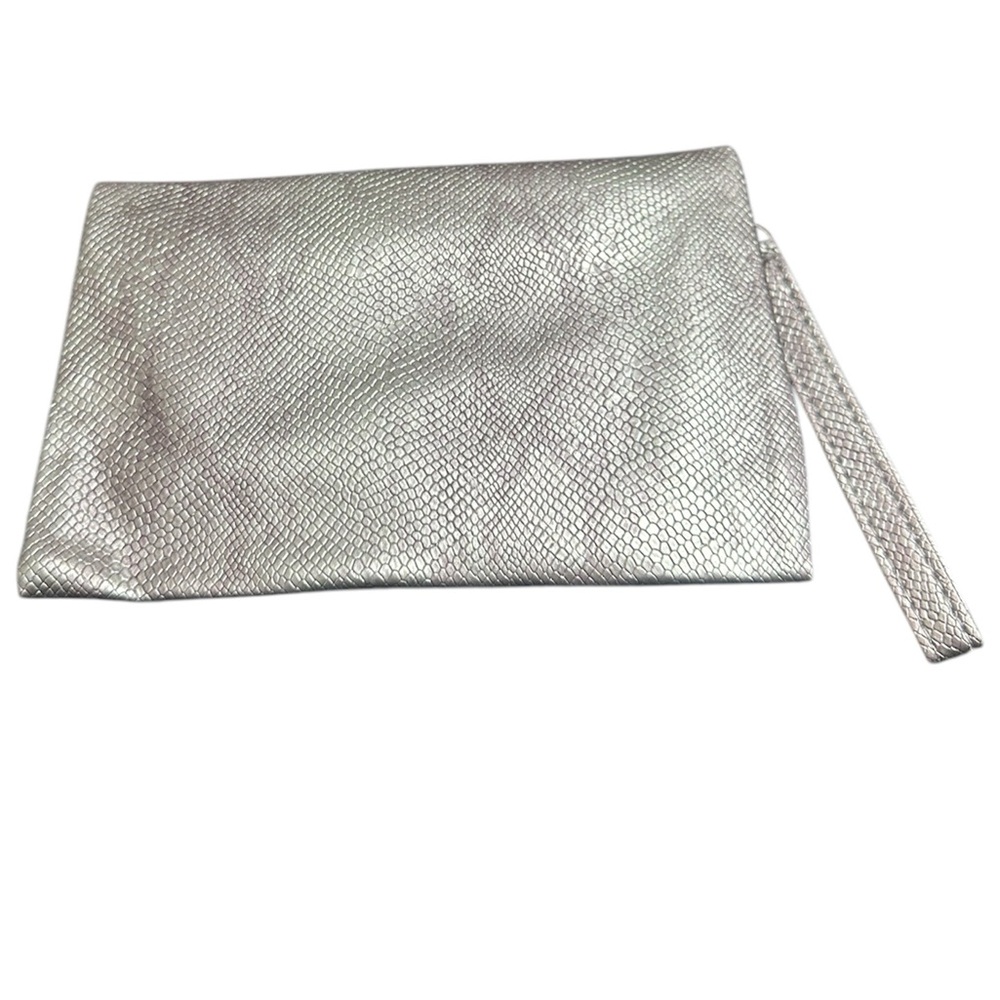 Snakeskin November 2024 Glam Bag - Picture 2 of 4
